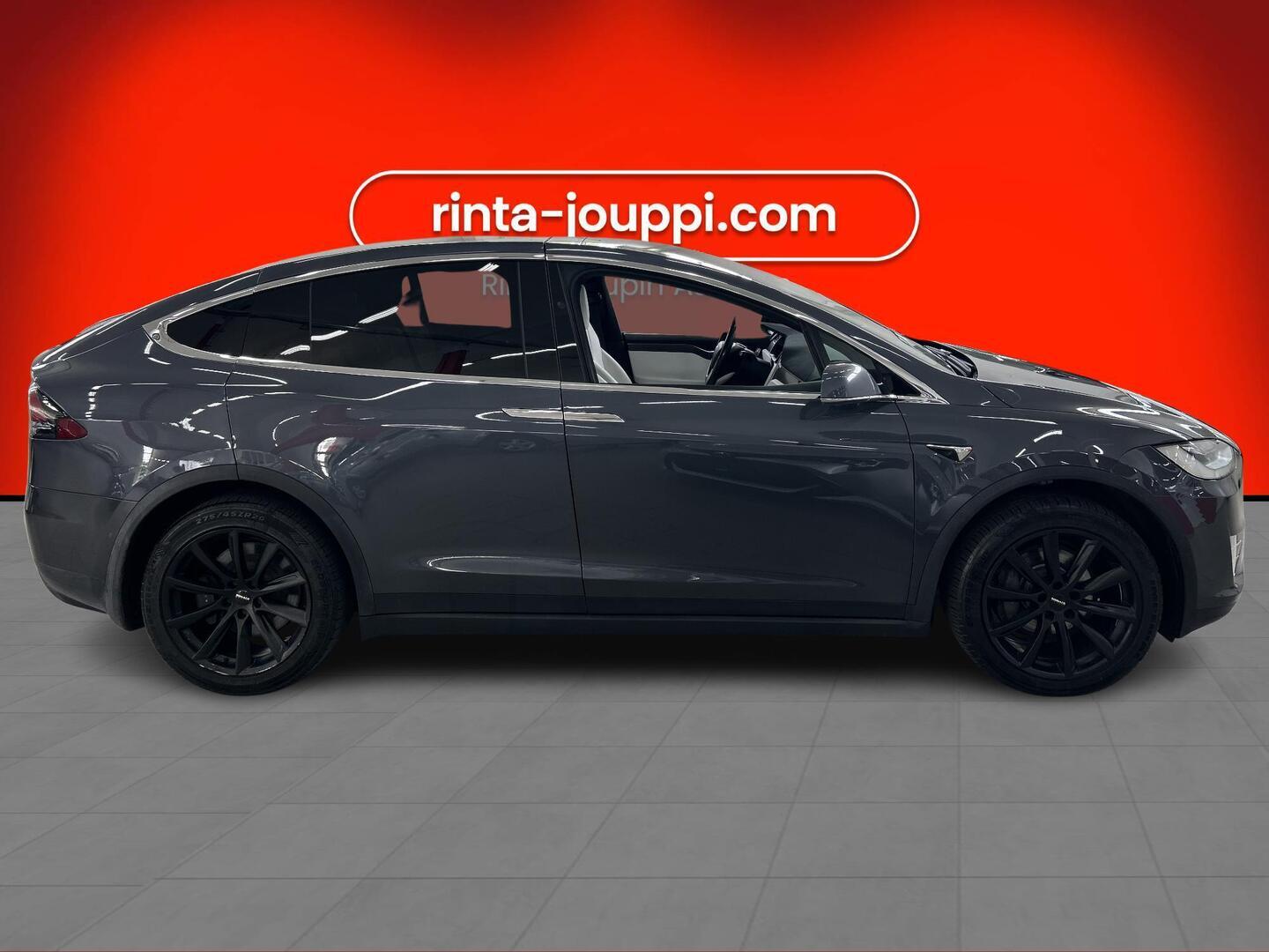TESLA Model X 2017