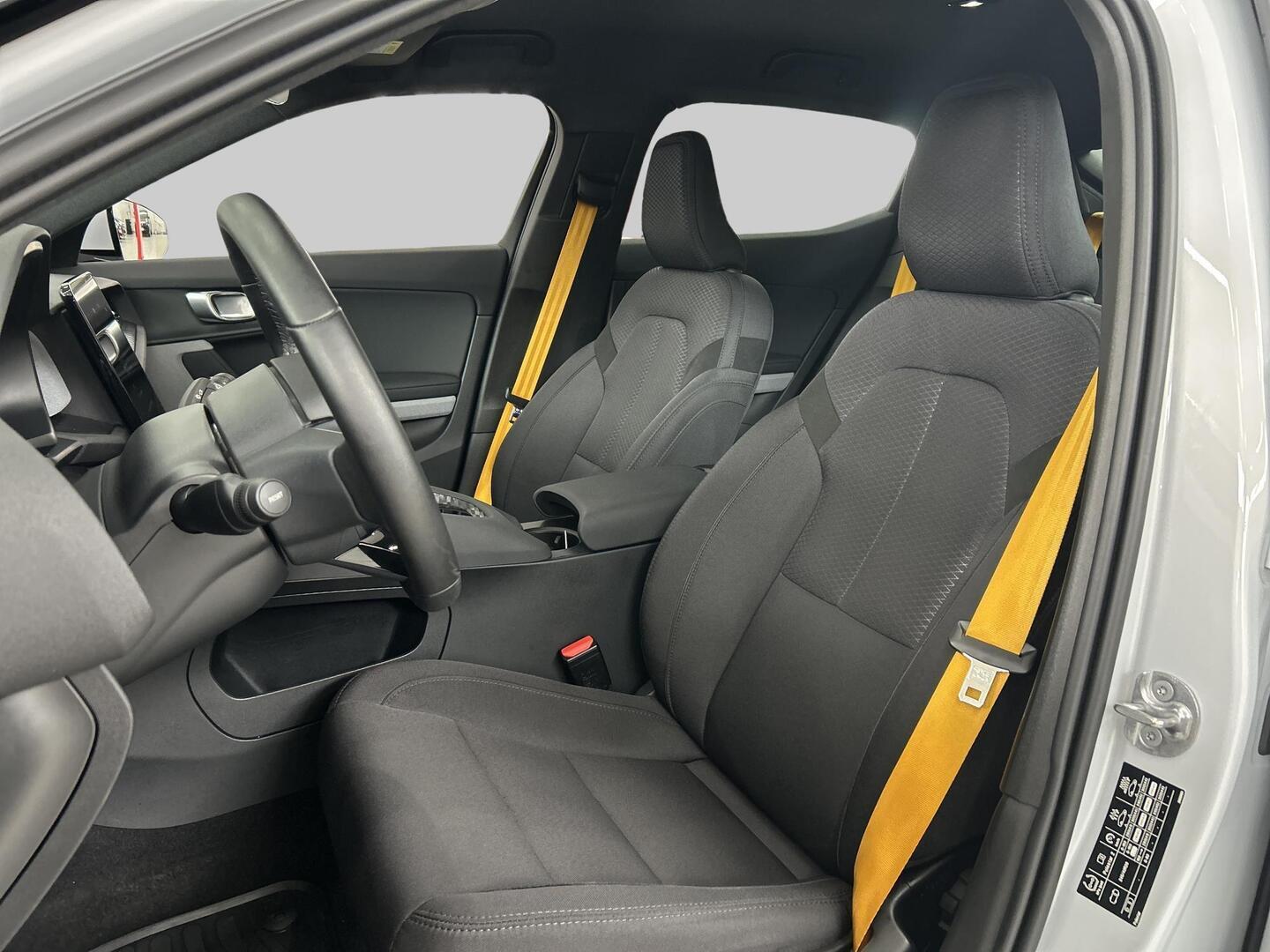 POLESTAR 2 2023