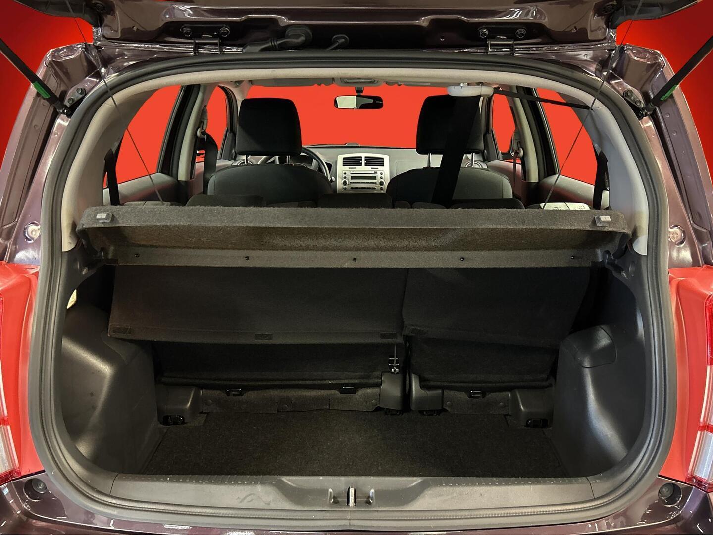 TOYOTA Urban Cruiser 2010