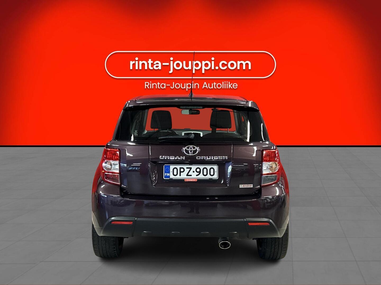 TOYOTA Urban Cruiser 2010