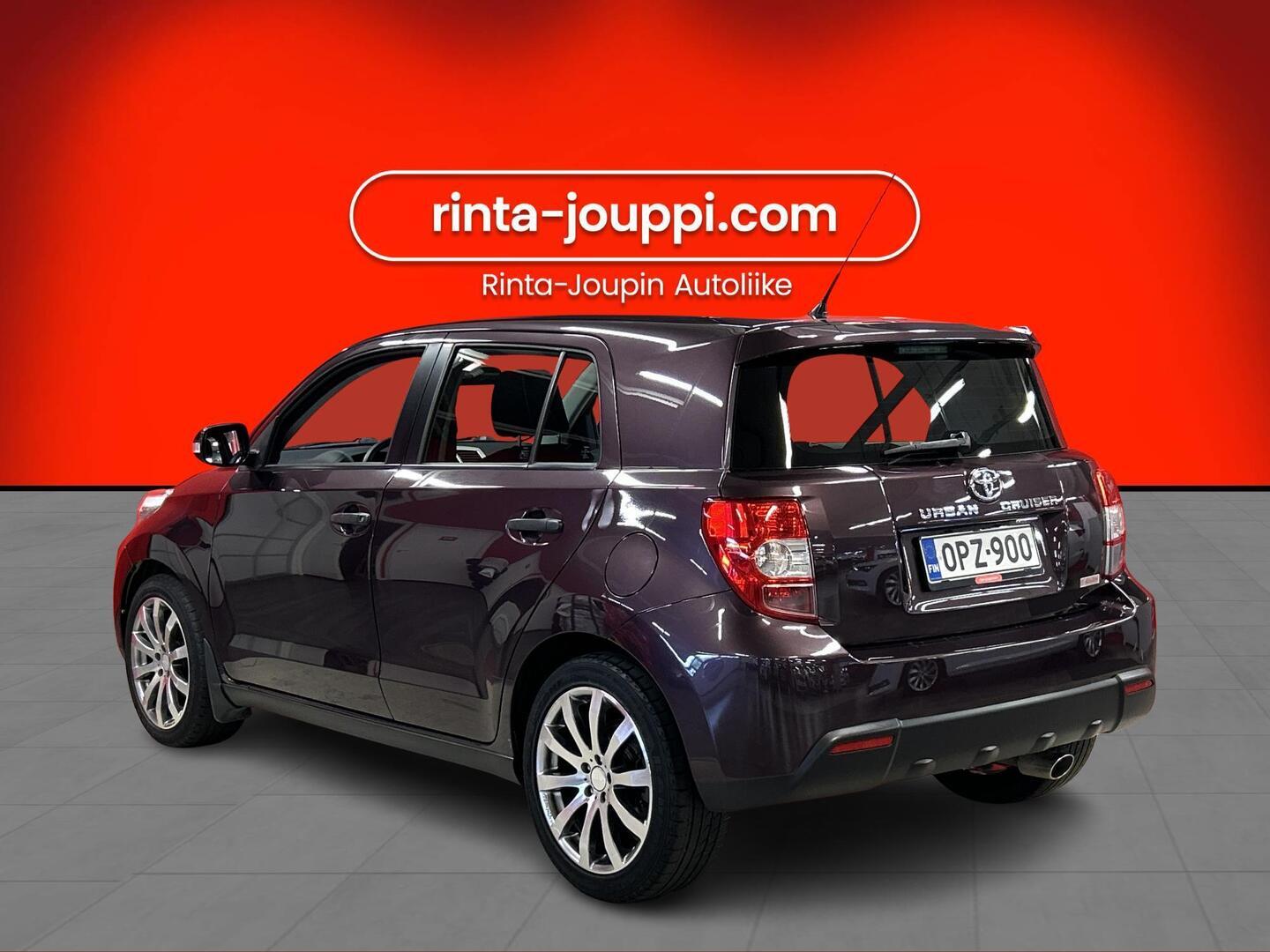 TOYOTA Urban Cruiser 2010