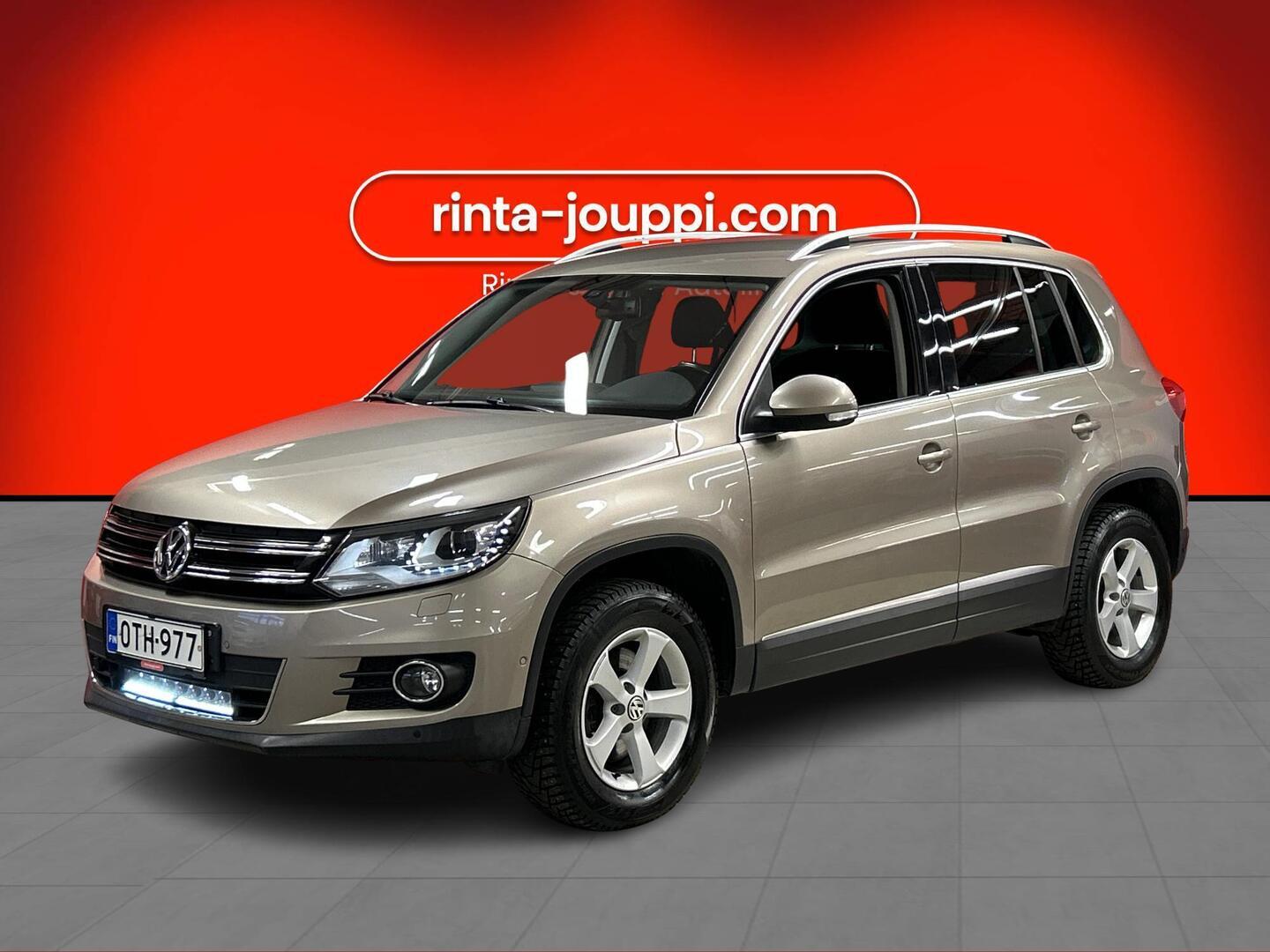 VOLKSWAGEN Tiguan 2012