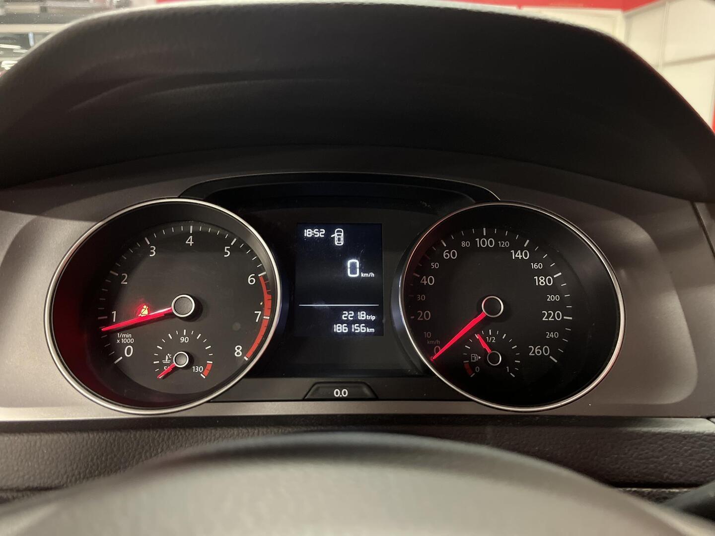 VOLKSWAGEN Golf 2014