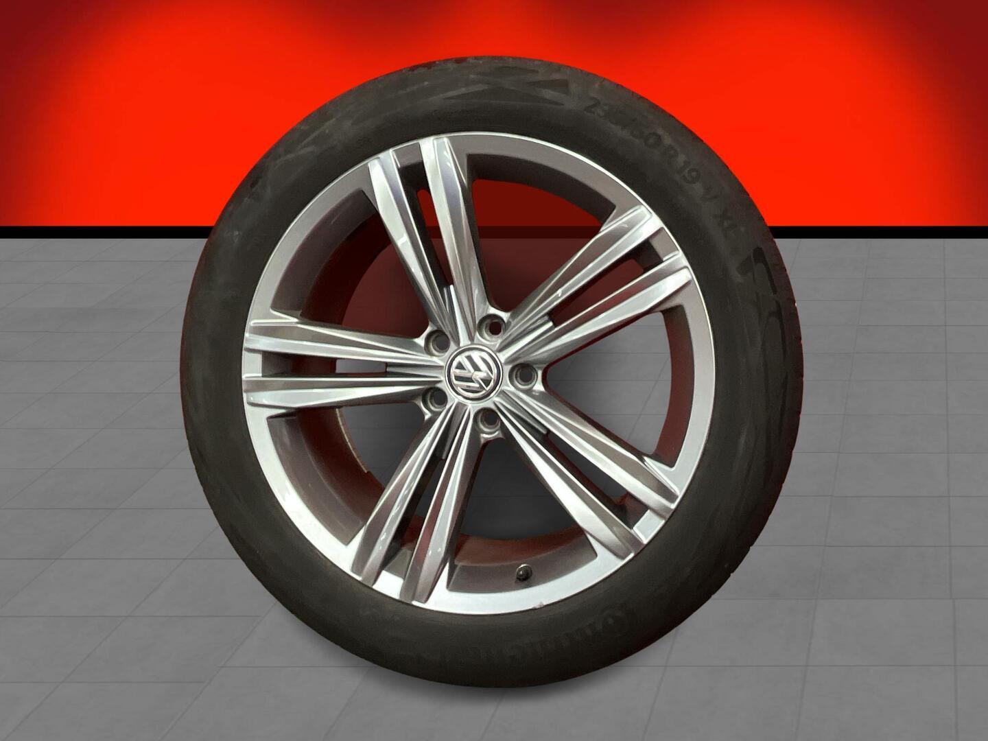 VOLKSWAGEN Tiguan 2019