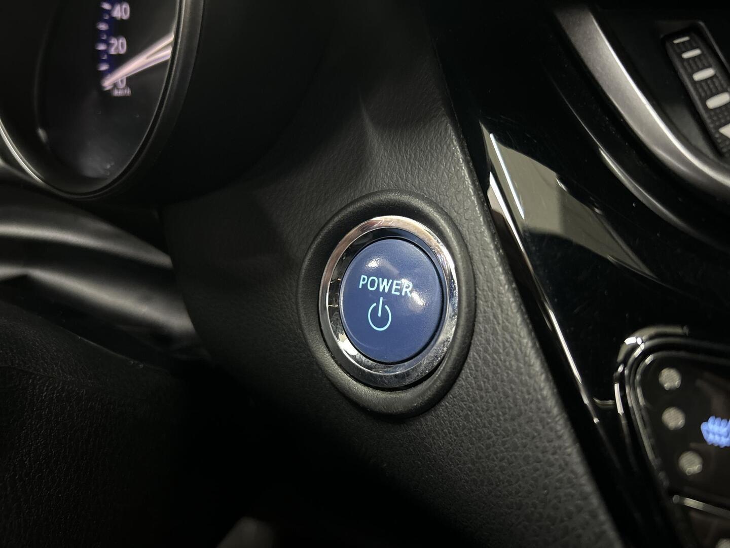 TOYOTA C-HR 2020