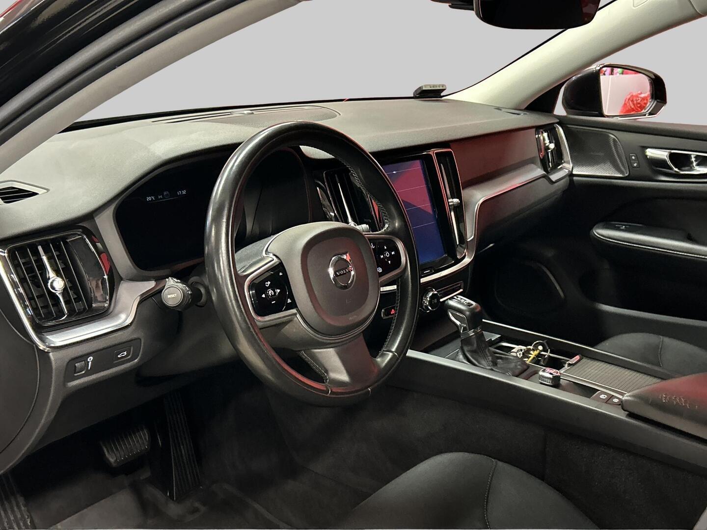 VOLVO V60 Cross Country 2020
