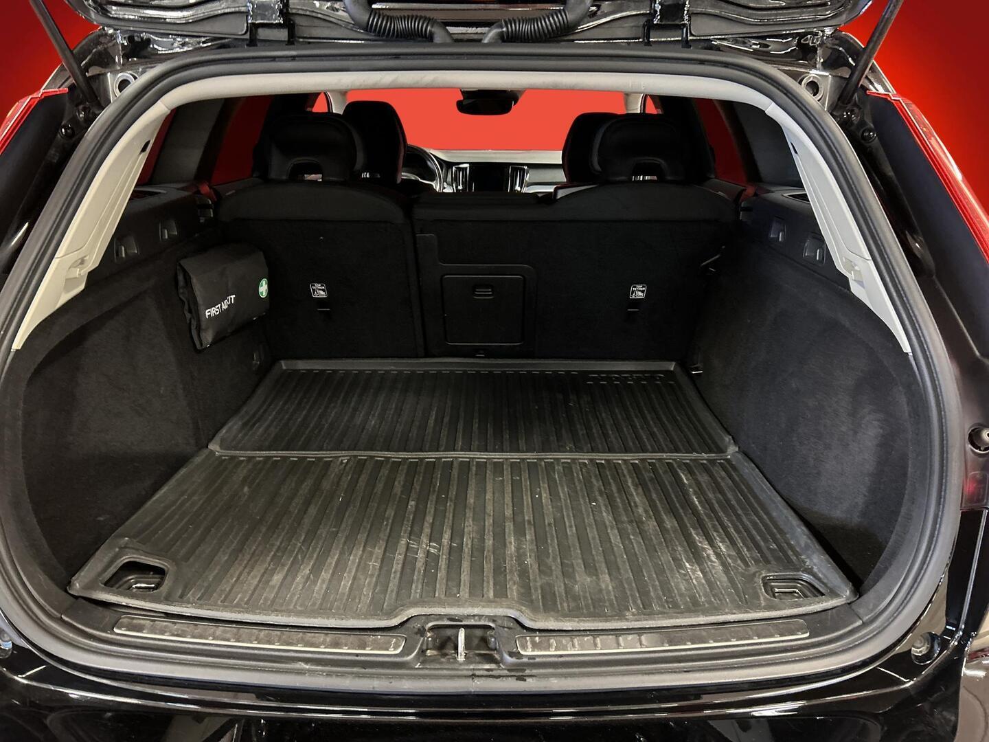 VOLVO V60 Cross Country 2020