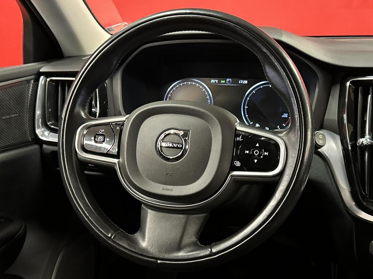 VOLVO V60 Cross Country 2020