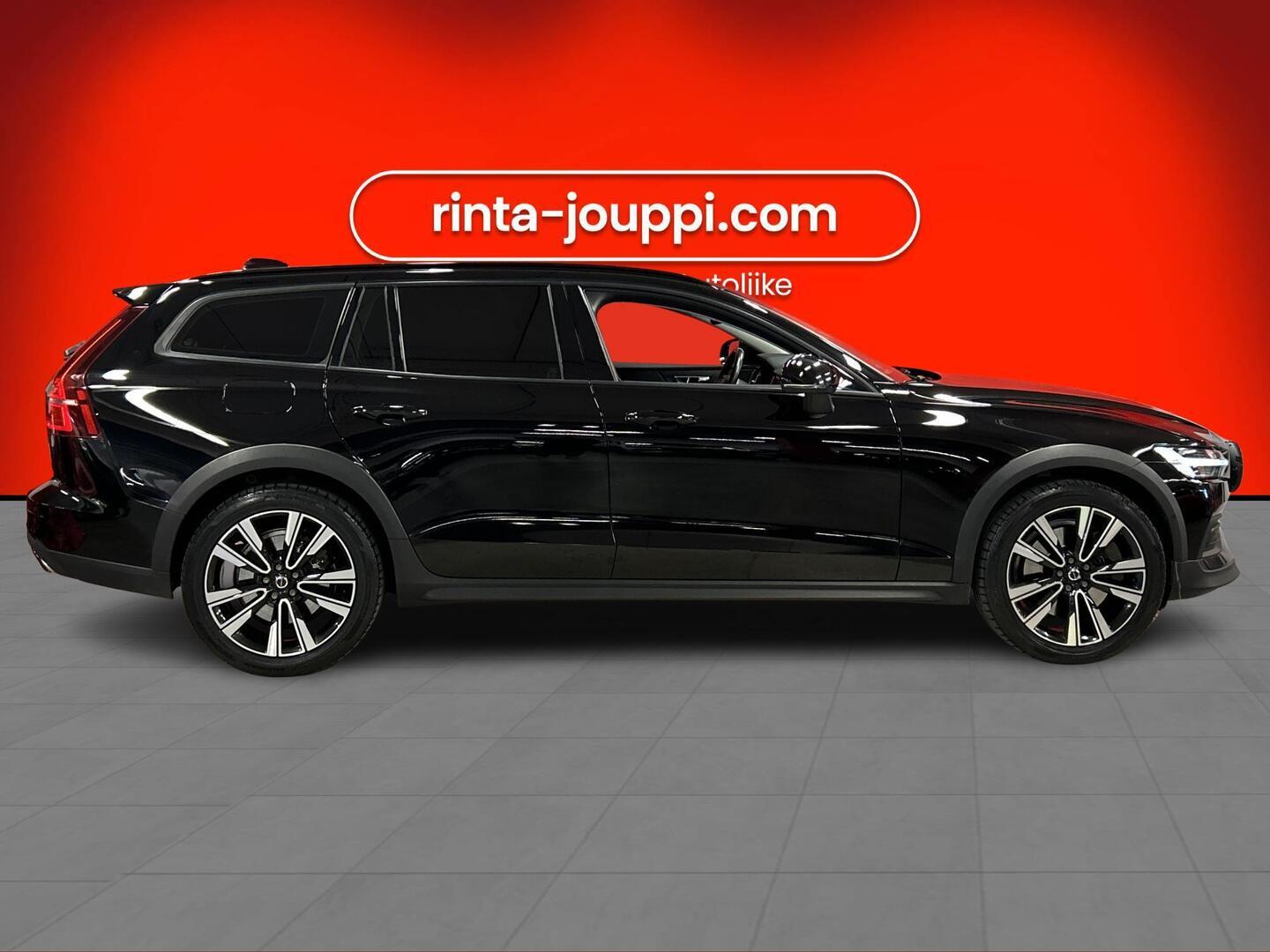 VOLVO V60 Cross Country 2020