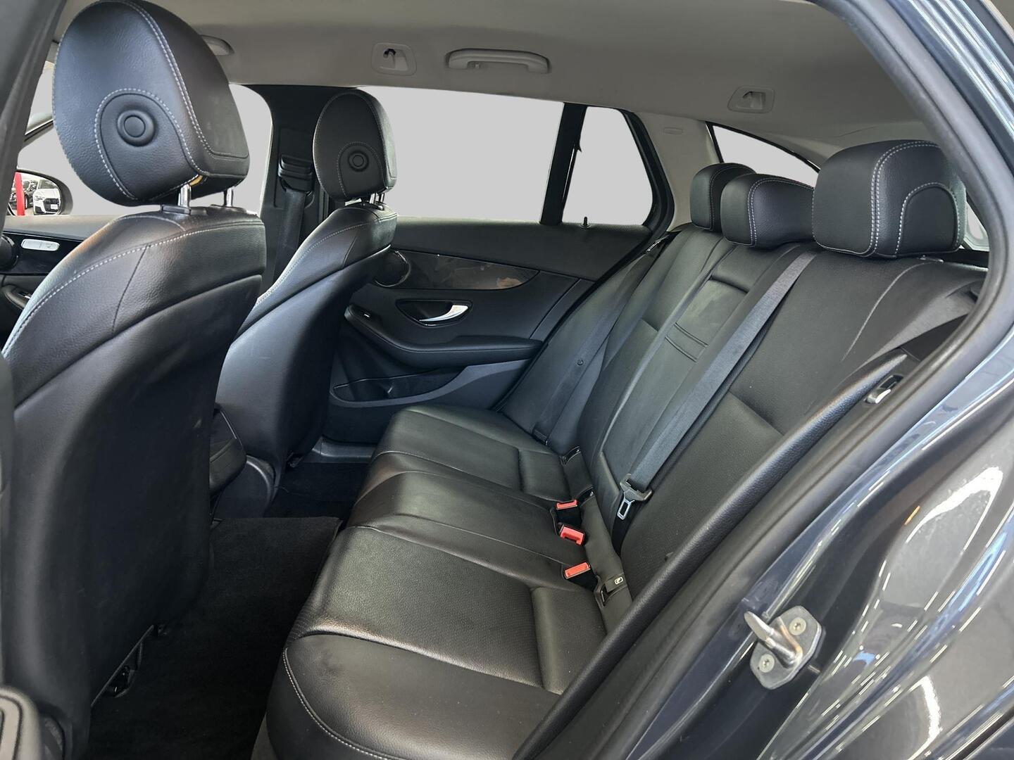 MERCEDES-BENZ C 2016