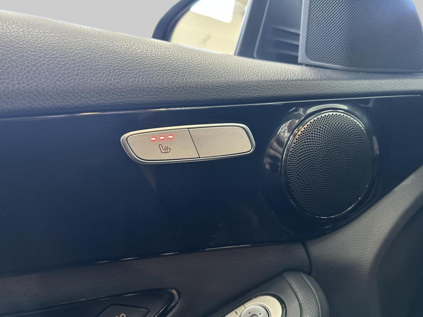 MERCEDES-BENZ C 2016