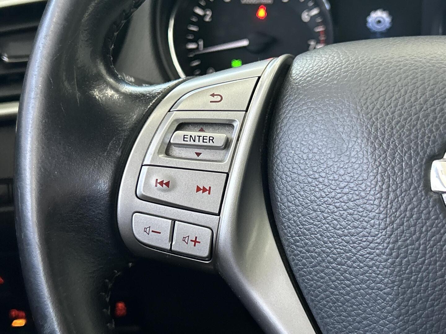 NISSAN Qashqai 2016