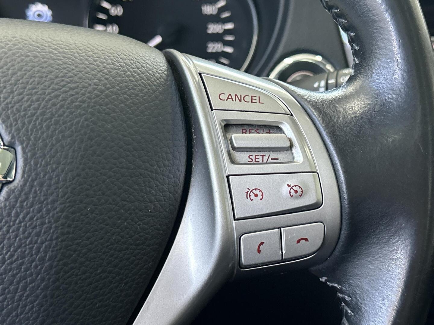 NISSAN Qashqai 2016