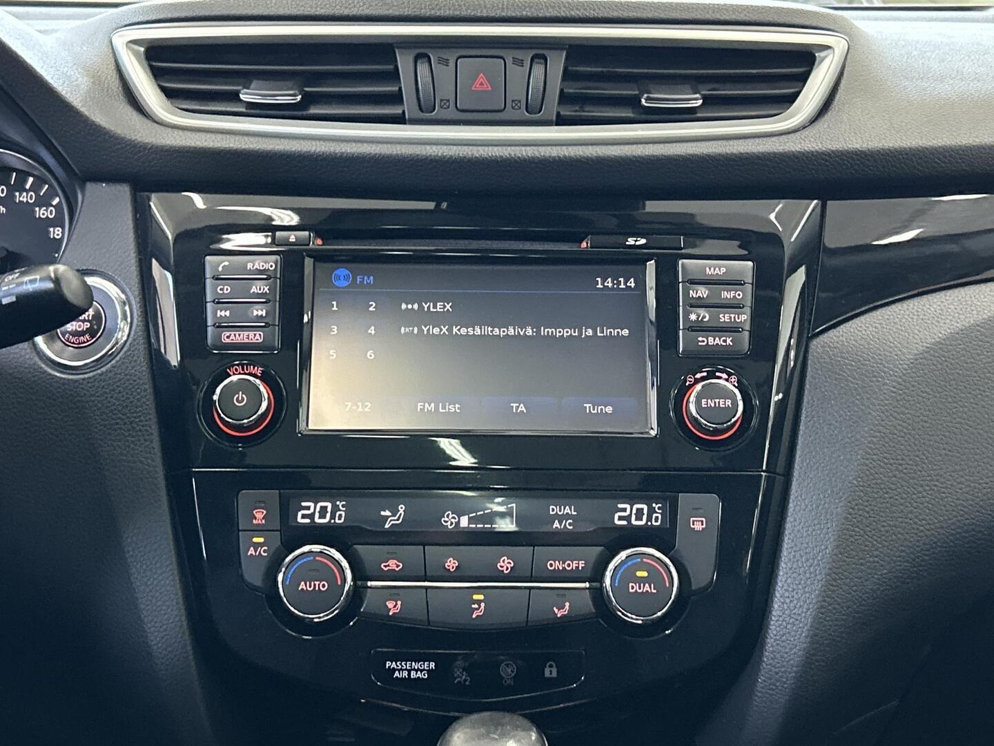 NISSAN Qashqai 2016