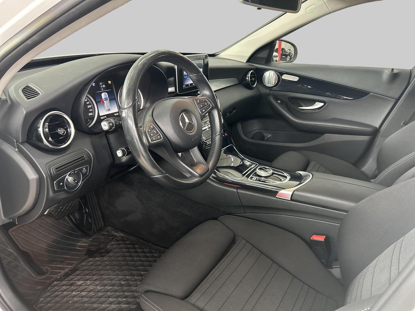 MERCEDES-BENZ C 2017