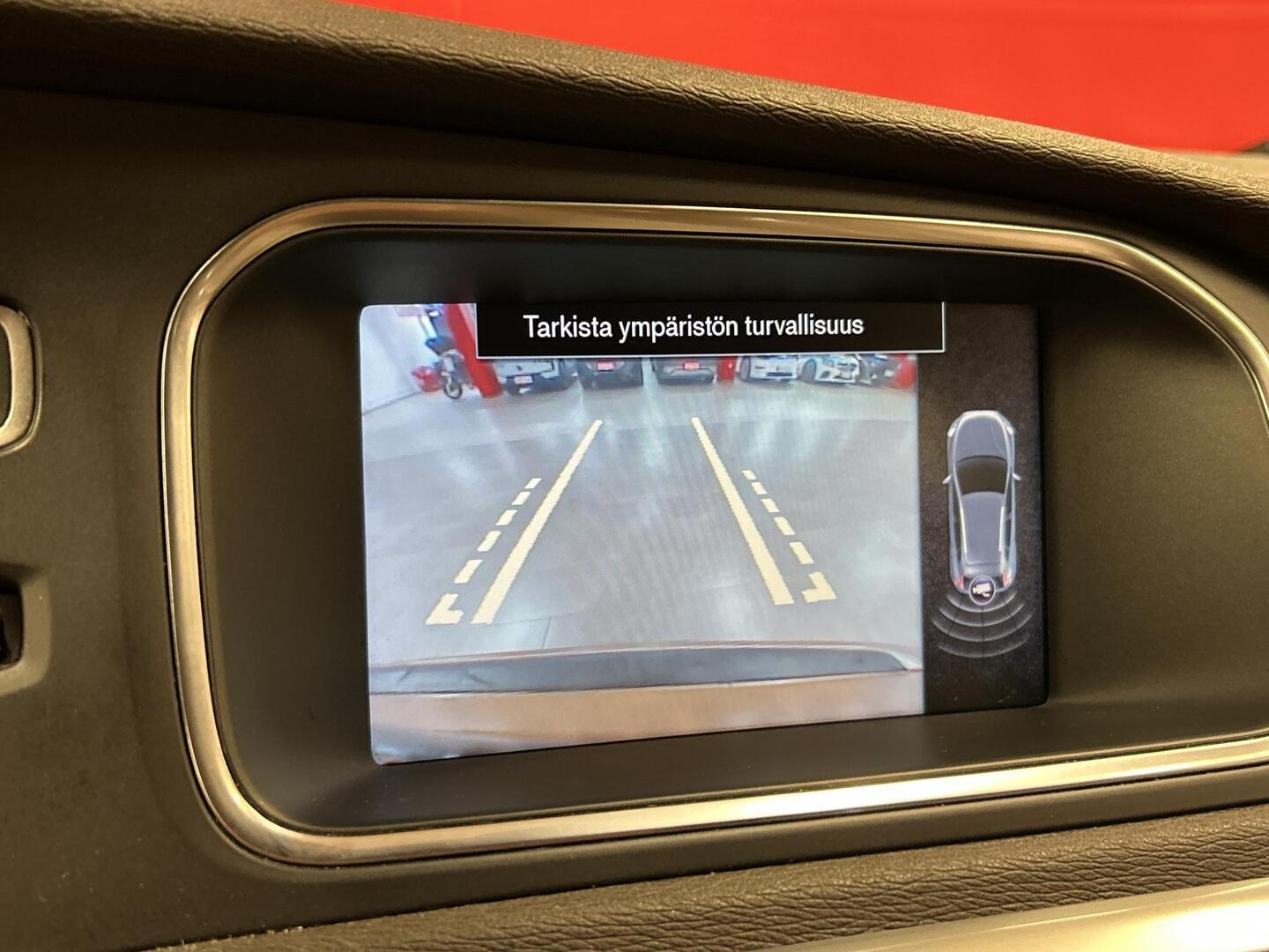 VOLVO V40 Cross Country 2013