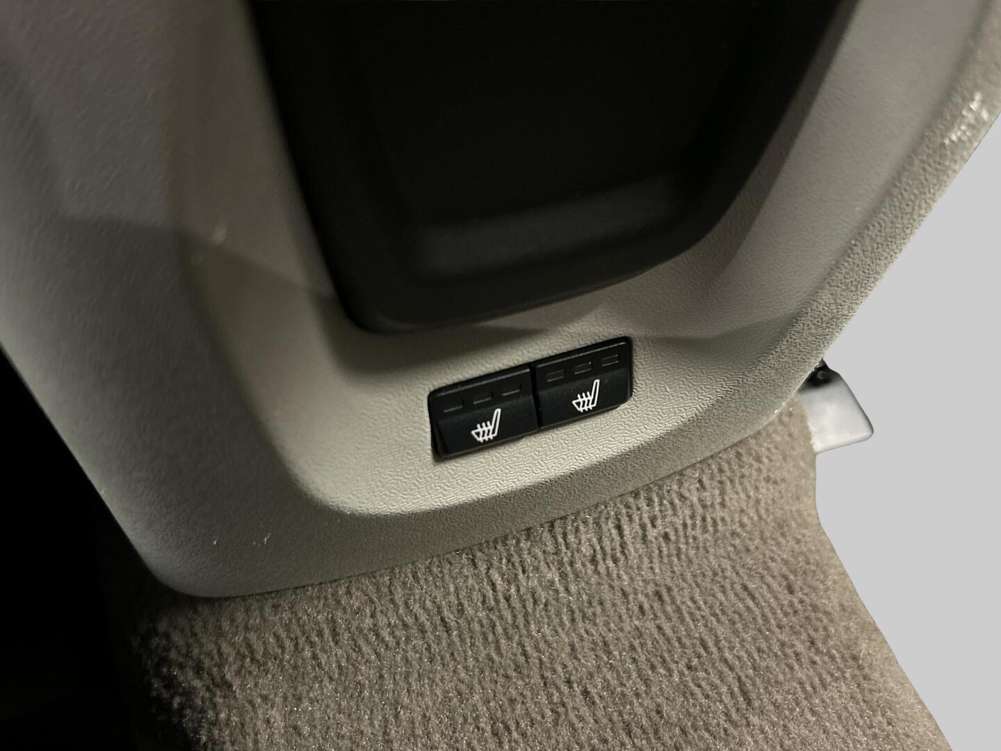 VOLVO V40 Cross Country 2013