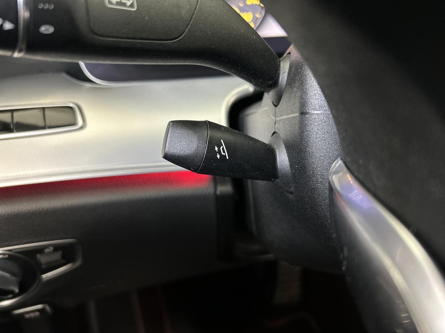 MERCEDES-BENZ E 2019