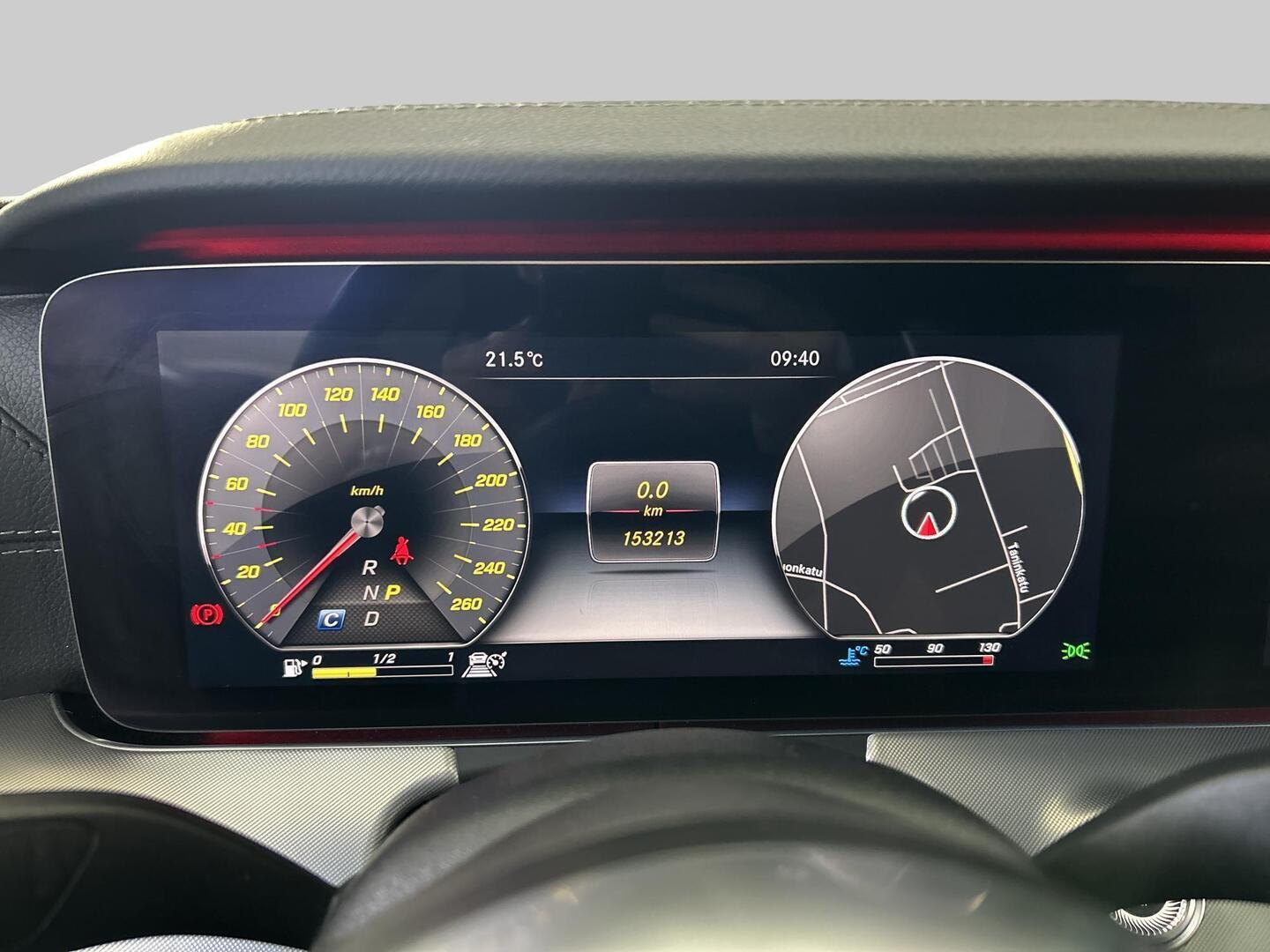 MERCEDES-BENZ E 2019