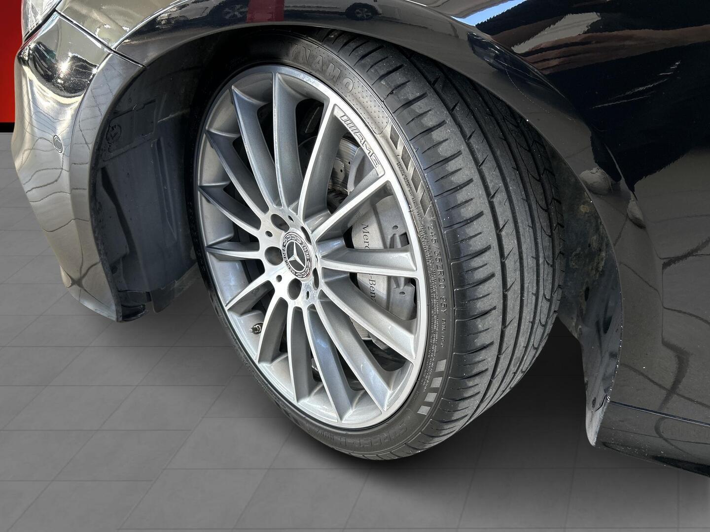MERCEDES-BENZ E 2019