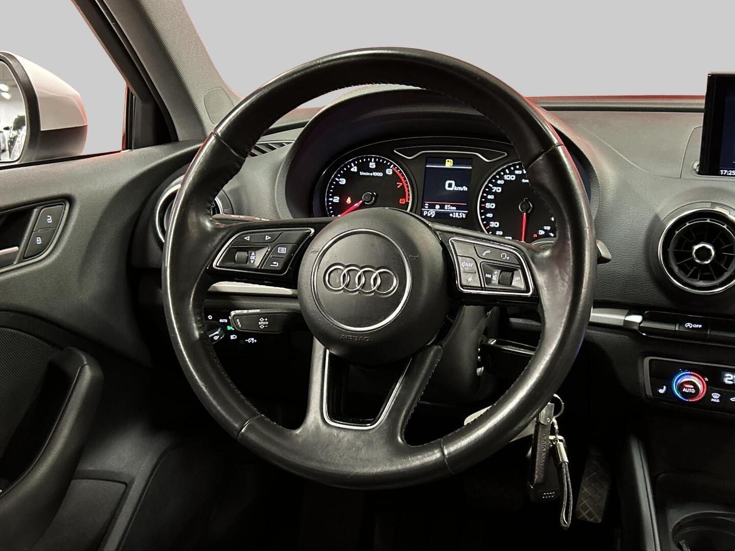 AUDI A3 2019