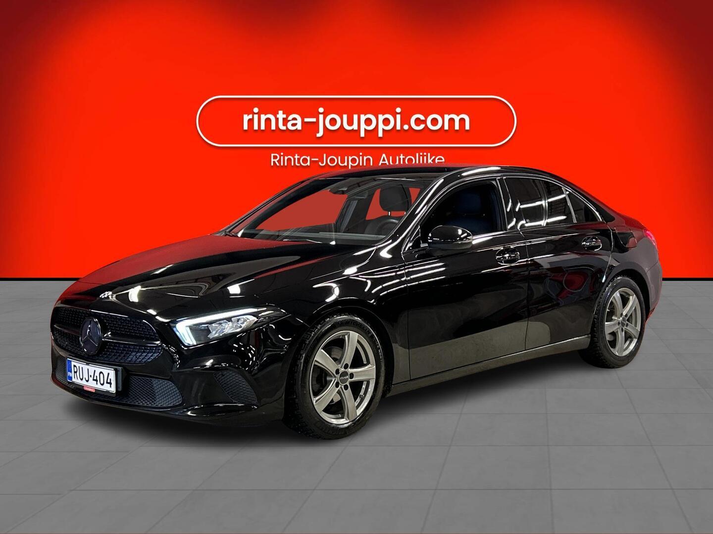 MERCEDES-BENZ A 2021