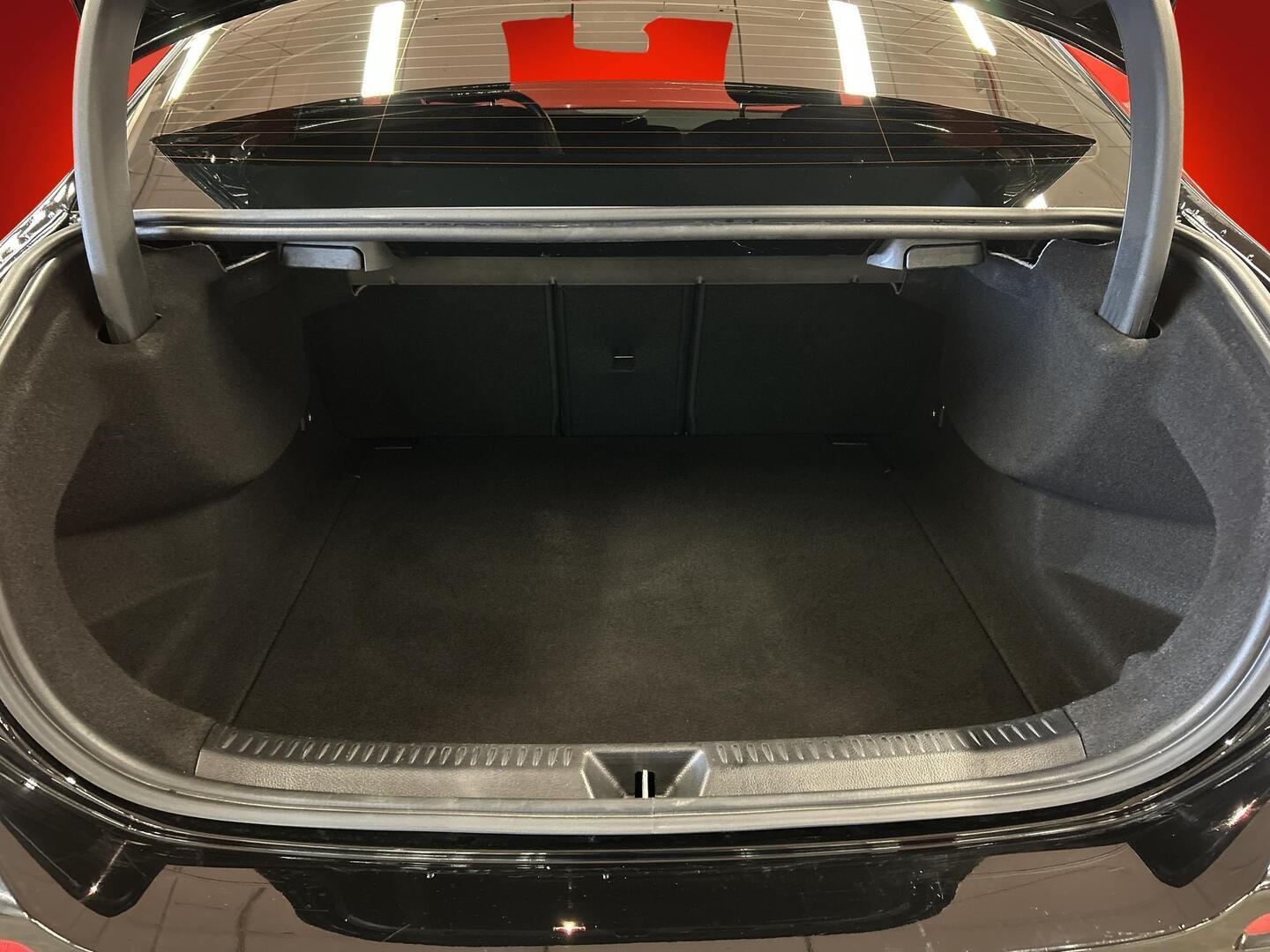 MERCEDES-BENZ A 2021