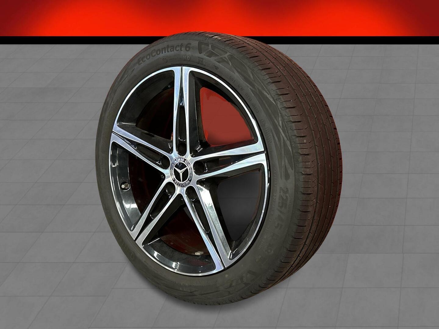 MERCEDES-BENZ A 2021