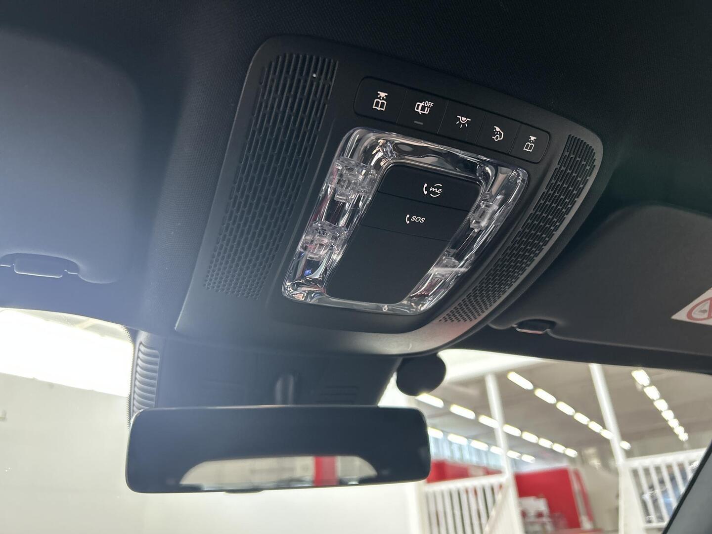 MERCEDES-BENZ EQB 2024