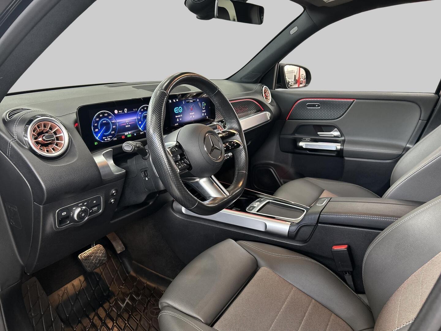 MERCEDES-BENZ EQB 2024