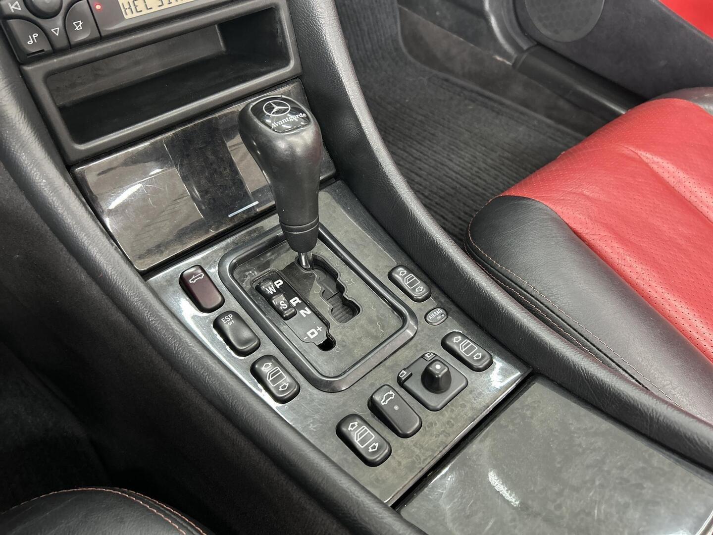 MERCEDES-BENZ CLK 2000