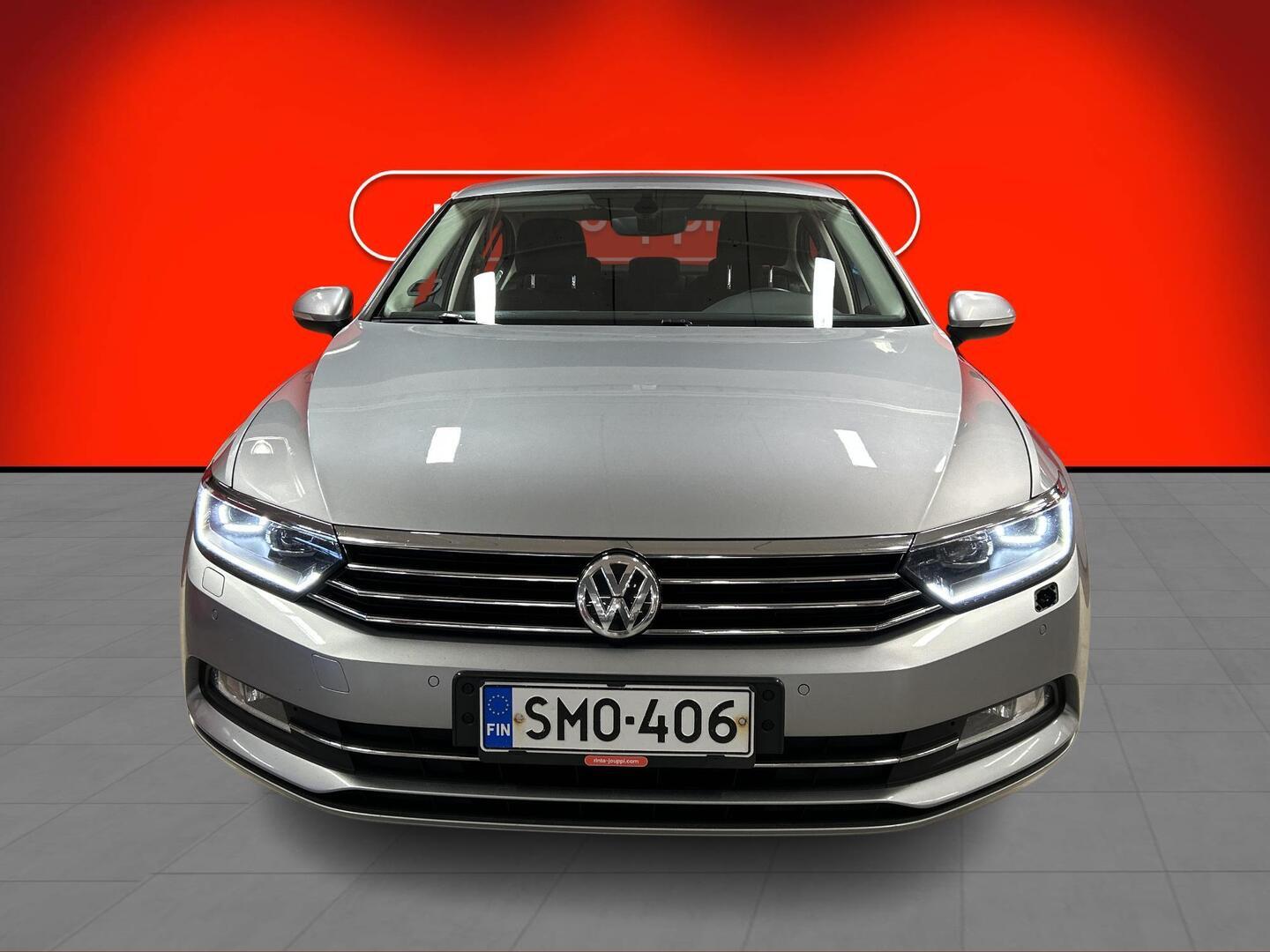 VOLKSWAGEN Passat 2018
