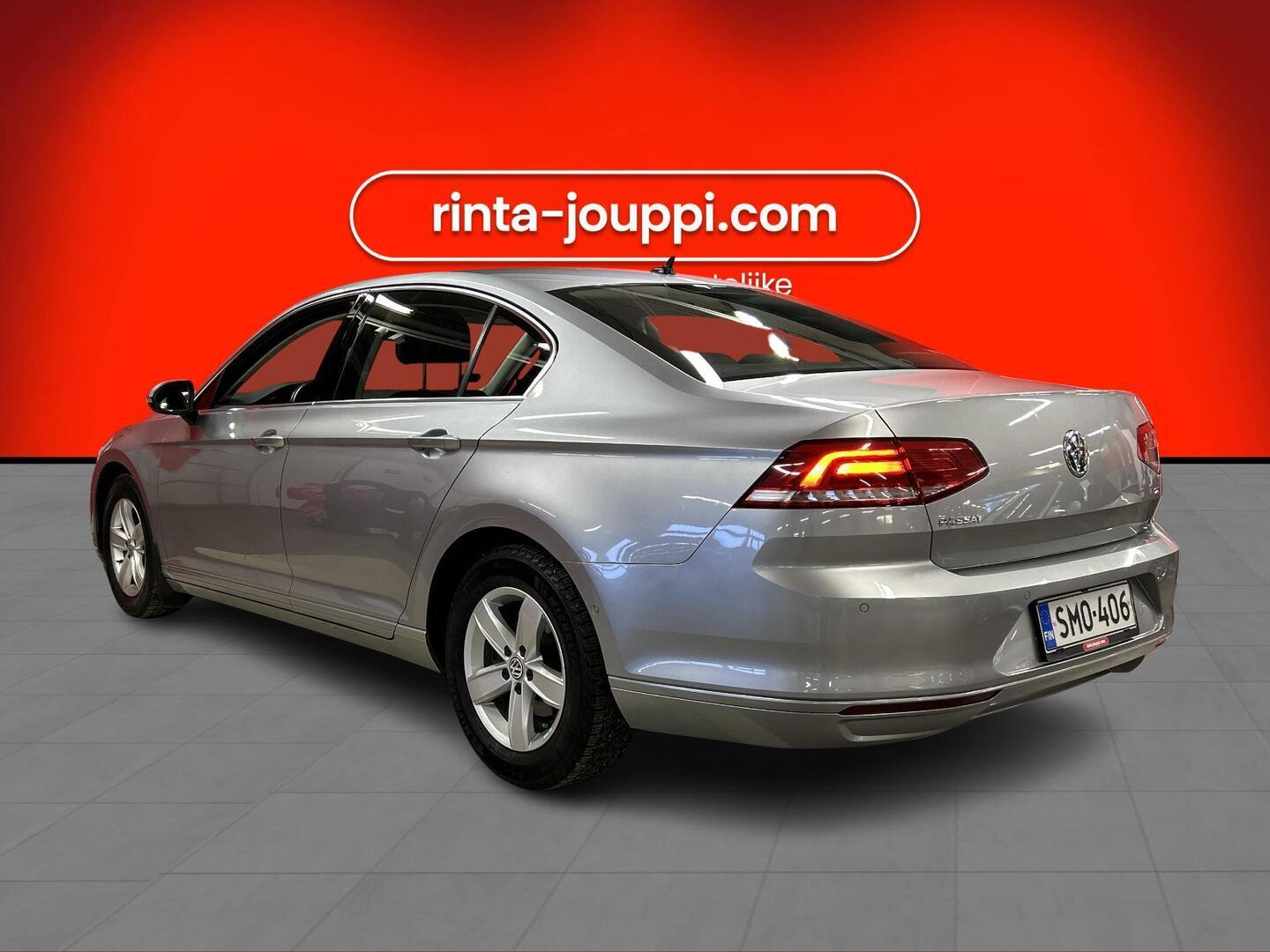 VOLKSWAGEN Passat 2018