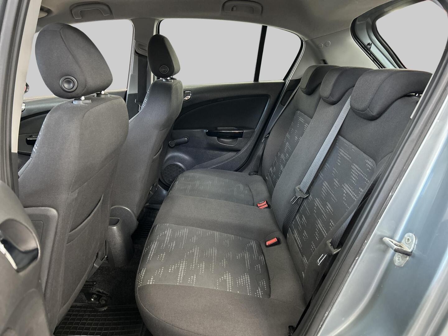 OPEL Corsa 2012