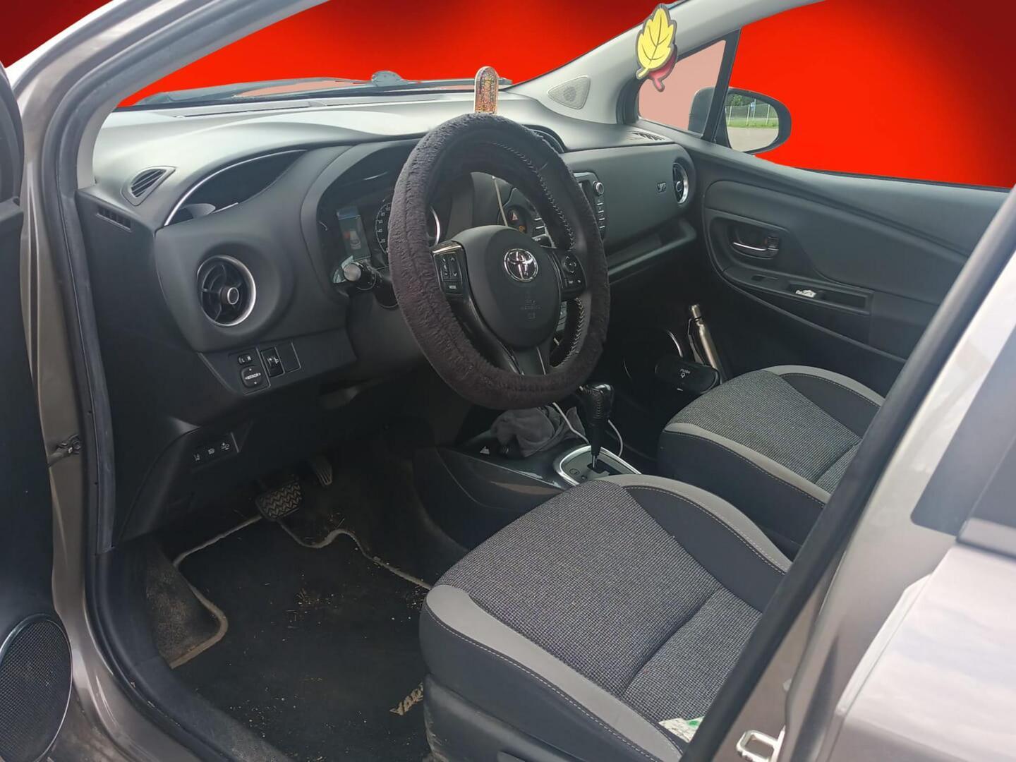 TOYOTA Yaris 2020