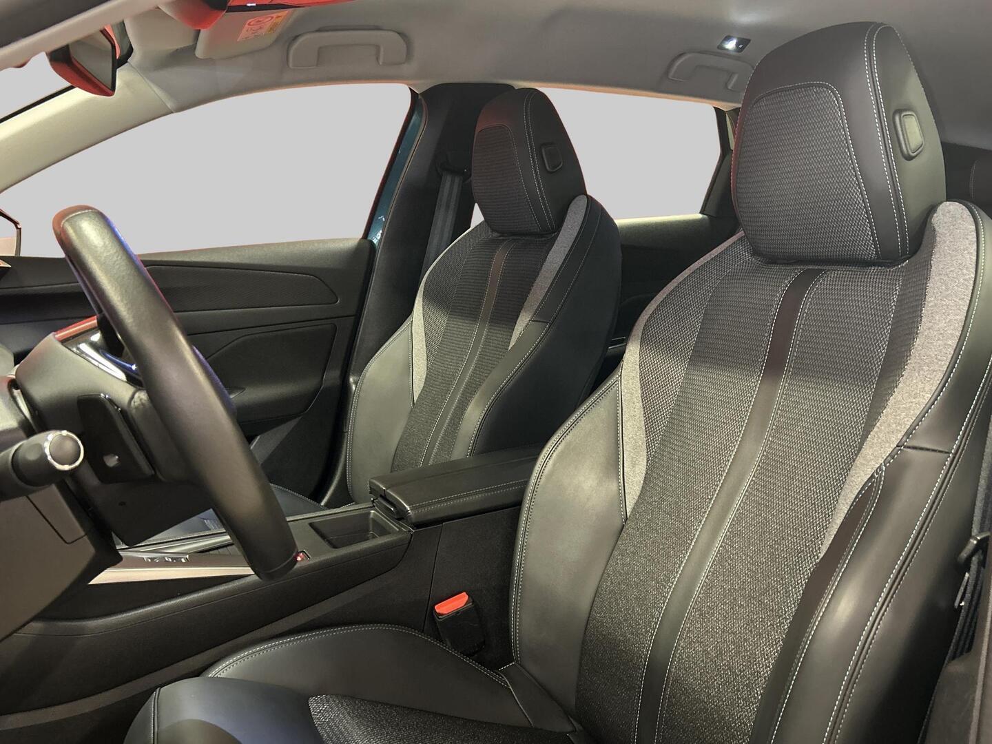 PEUGEOT 308 2023
