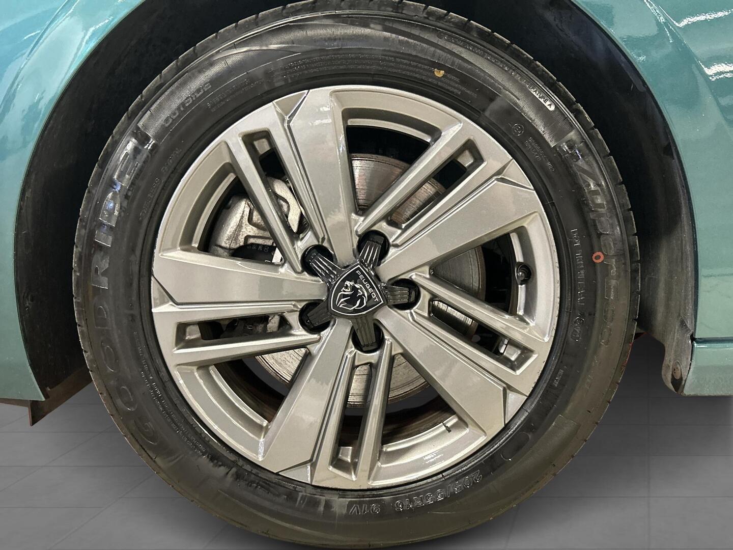 PEUGEOT 308 2023