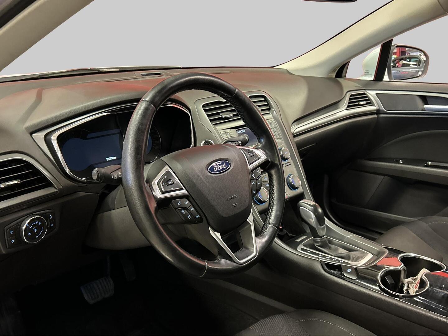 FORD Mondeo 2015