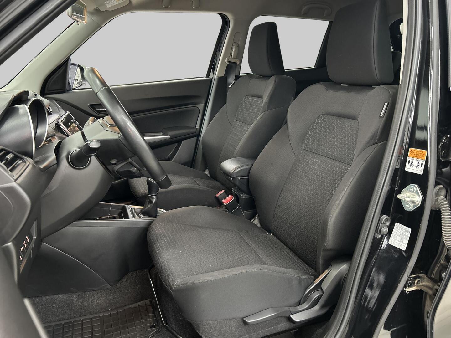 SUZUKI Swift 2021