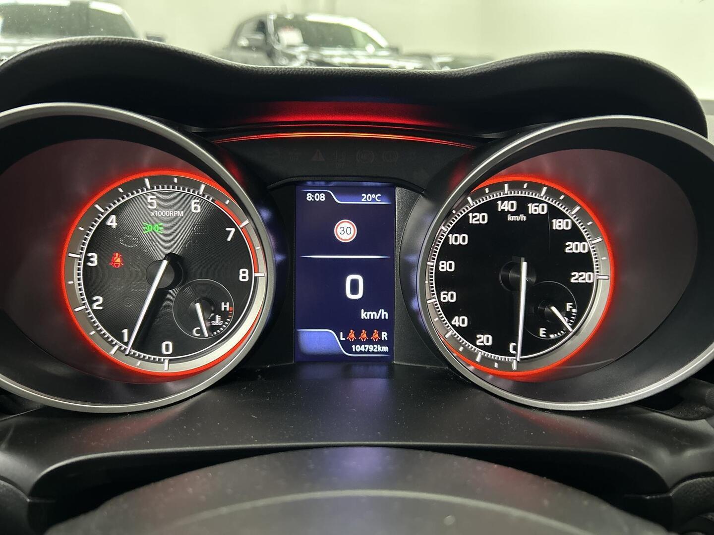 SUZUKI Swift 2021
