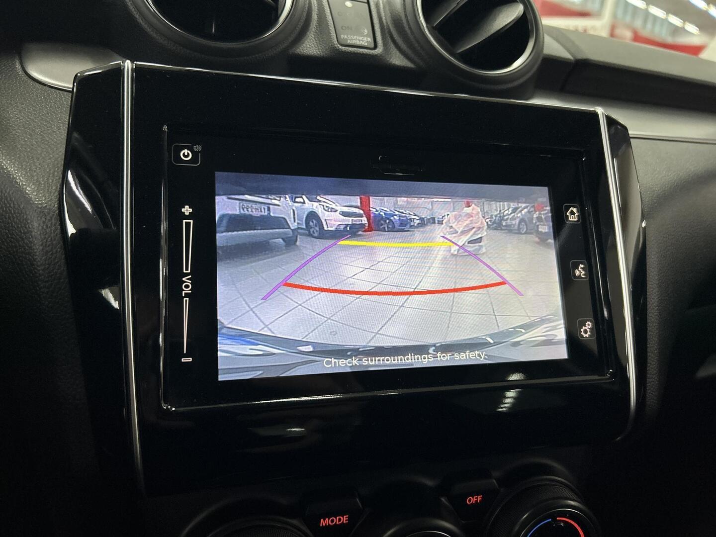 SUZUKI Swift 2021