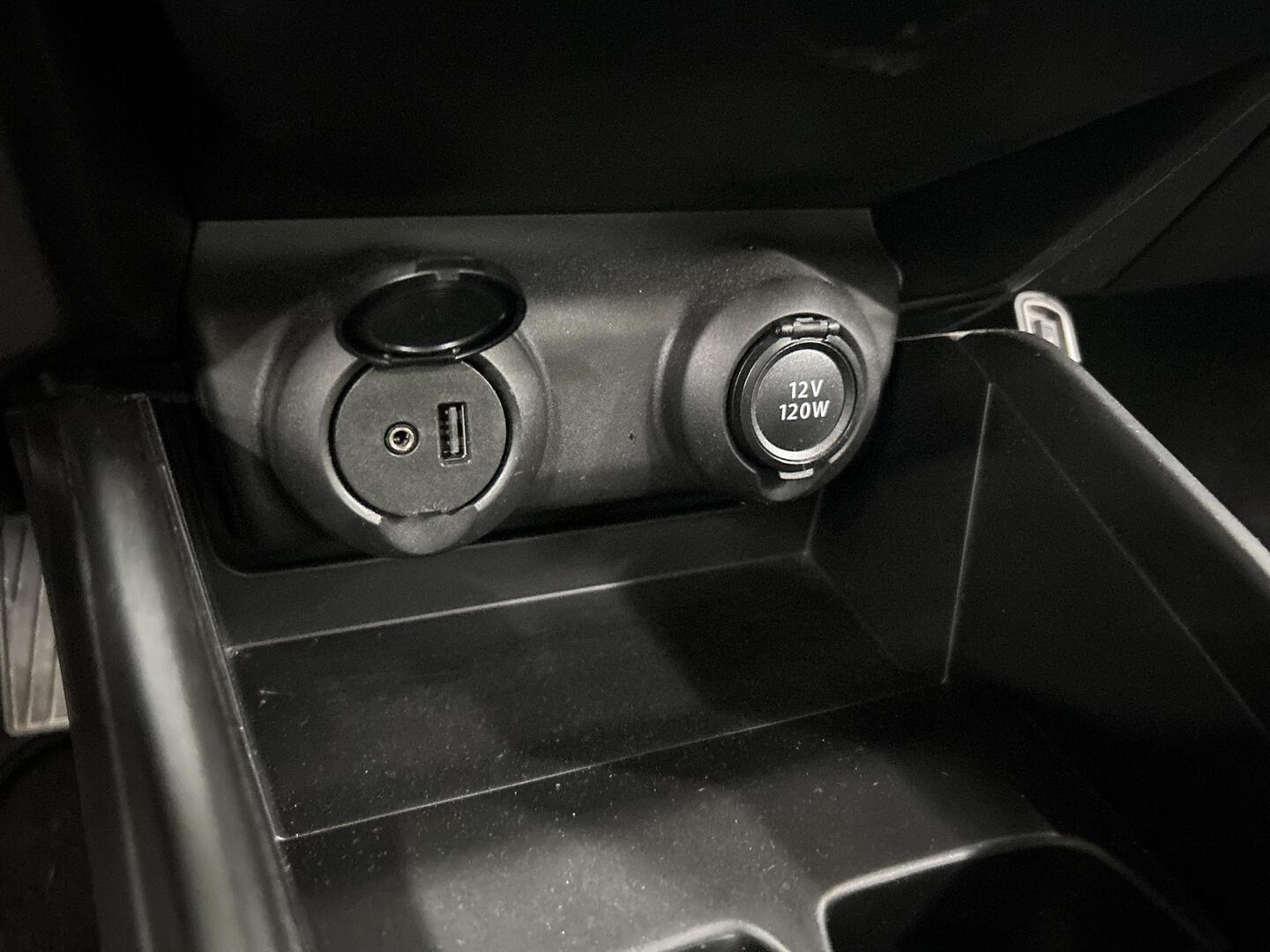 SUZUKI Swift 2021