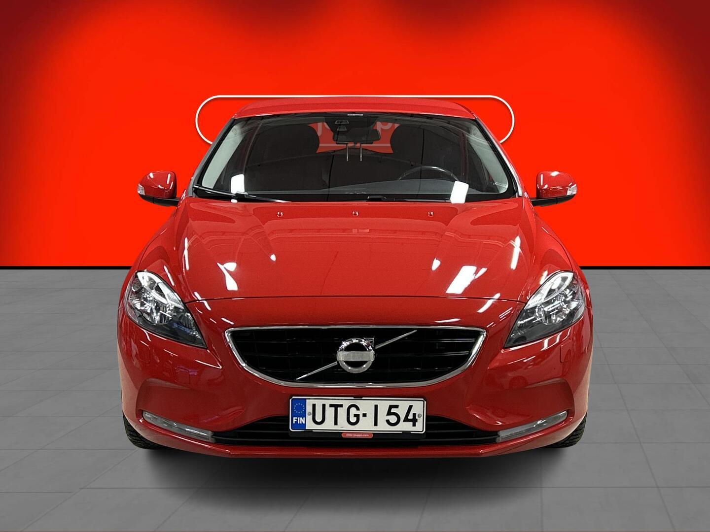 VOLVO V40 2013
