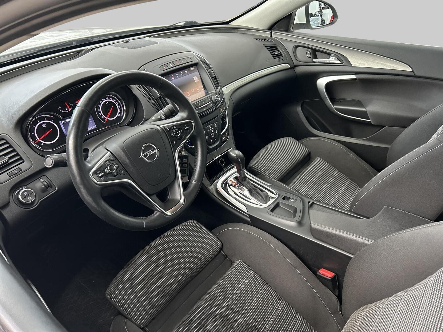 OPEL Insignia 2017