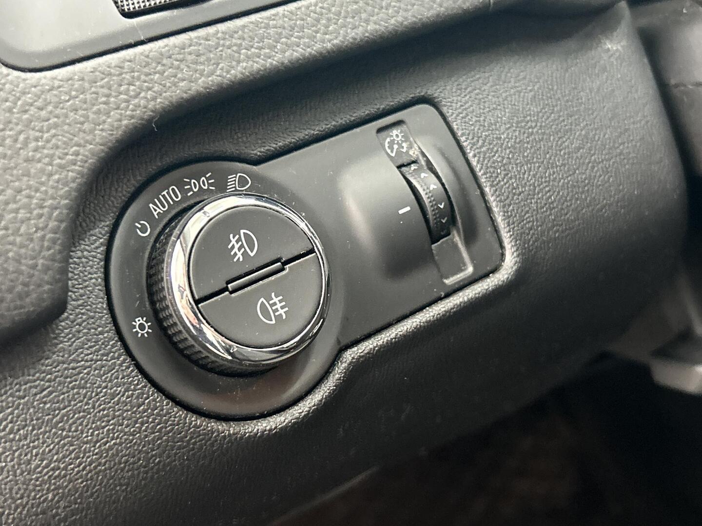 OPEL Insignia 2017