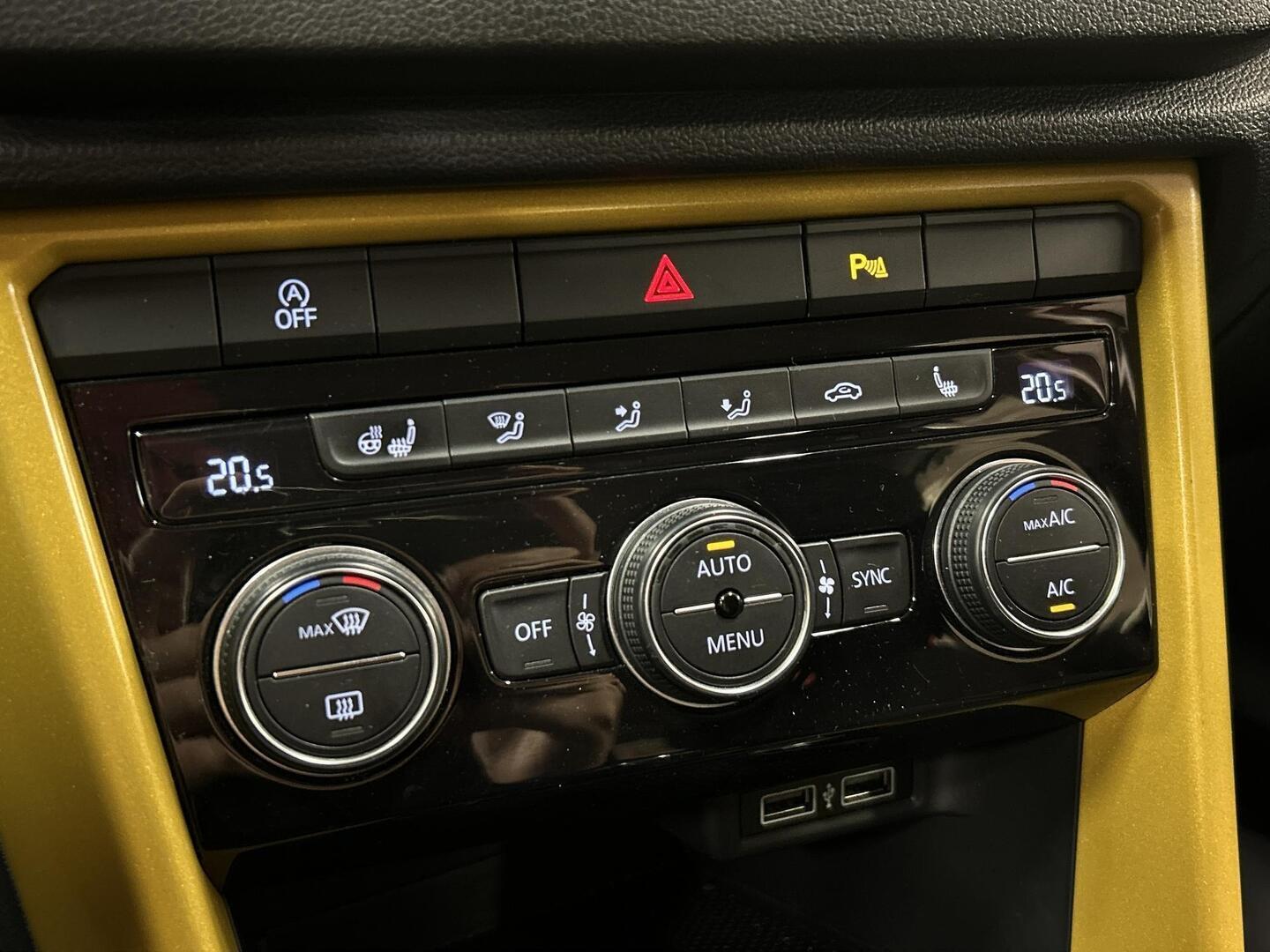 VOLKSWAGEN T-ROC 2019