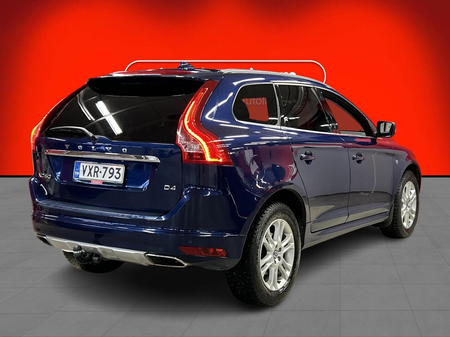 VOLVO XC60 2015