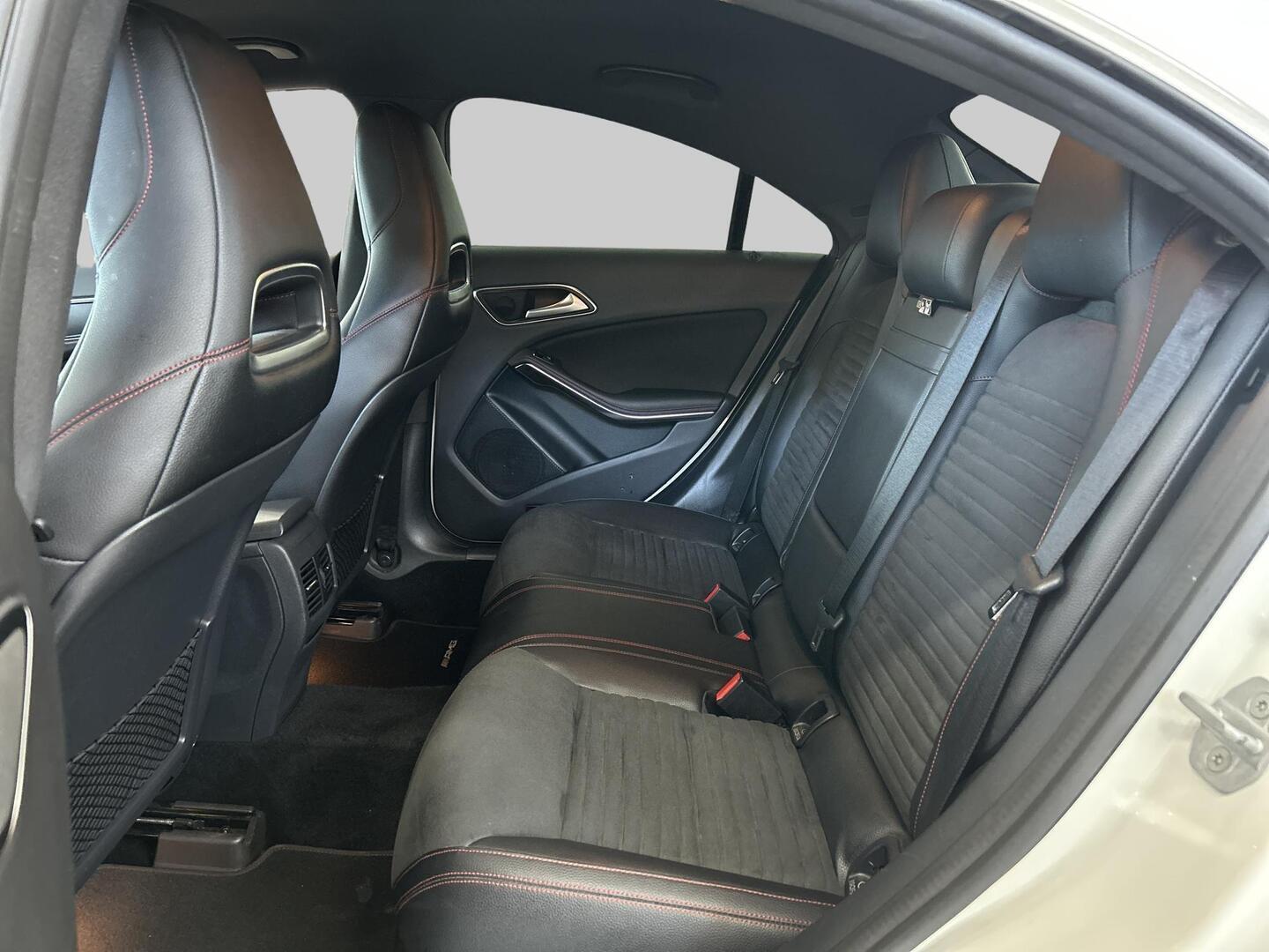 MERCEDES-BENZ CLA 2015