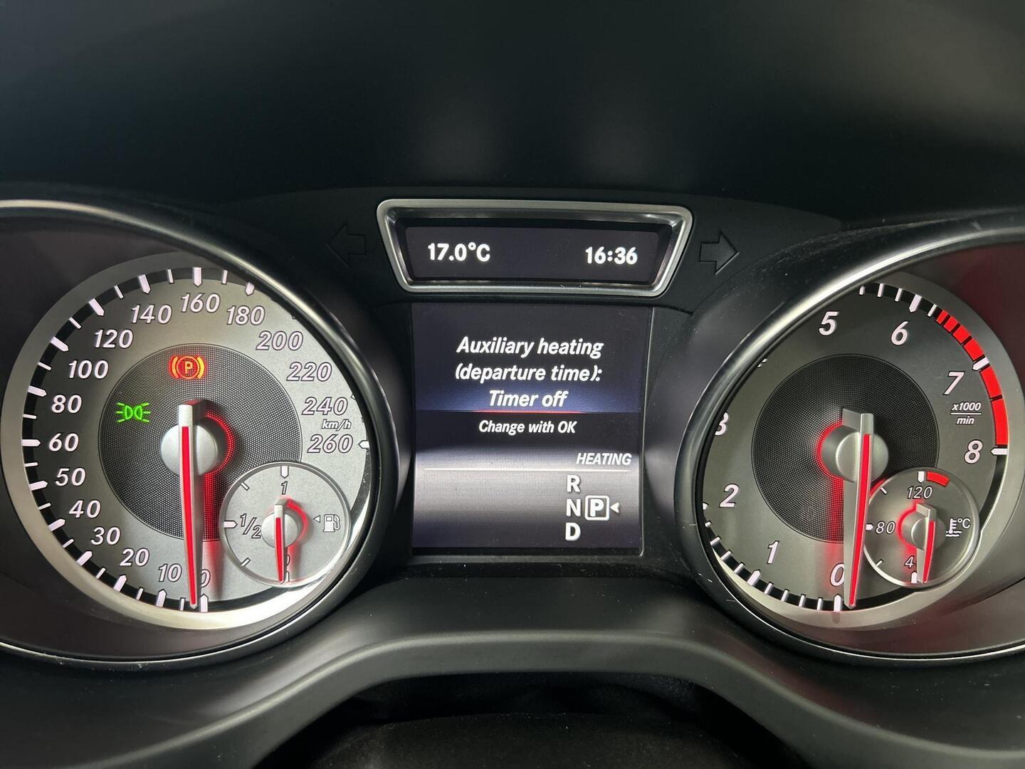 MERCEDES-BENZ CLA 2015