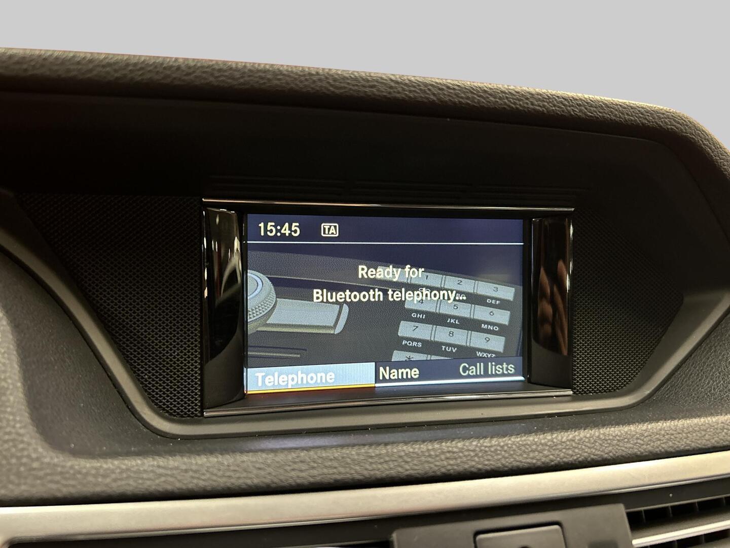 MERCEDES-BENZ E 2010